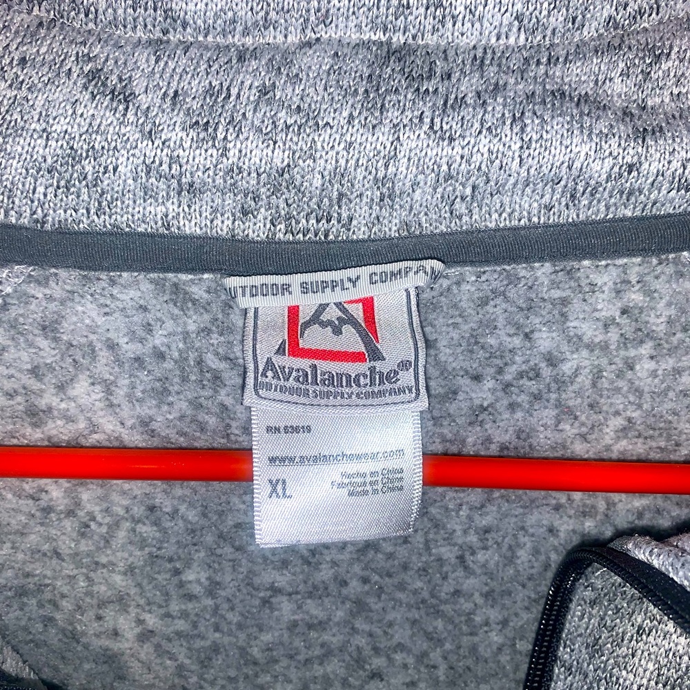 Avalanche half zip sweater - Size: XL - Grey
